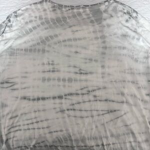 Lululemon oversized top